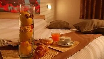 Residence Ilario Suite Hotel リッチョーネ